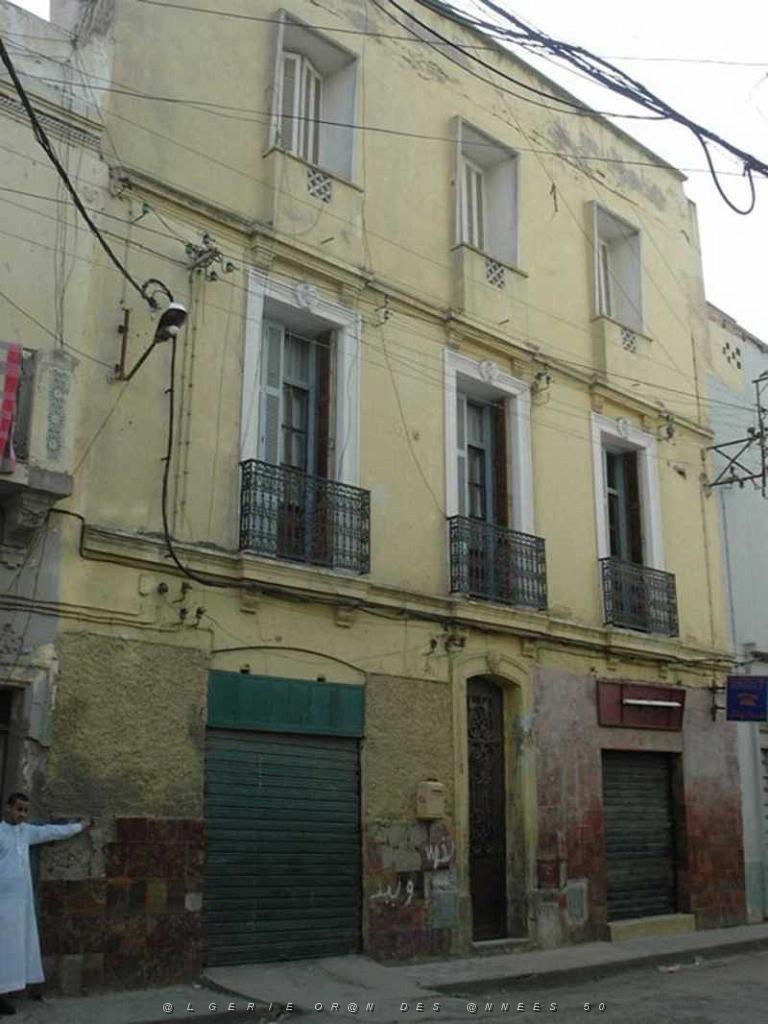 01 6 rue deligny st antoine a.JPG